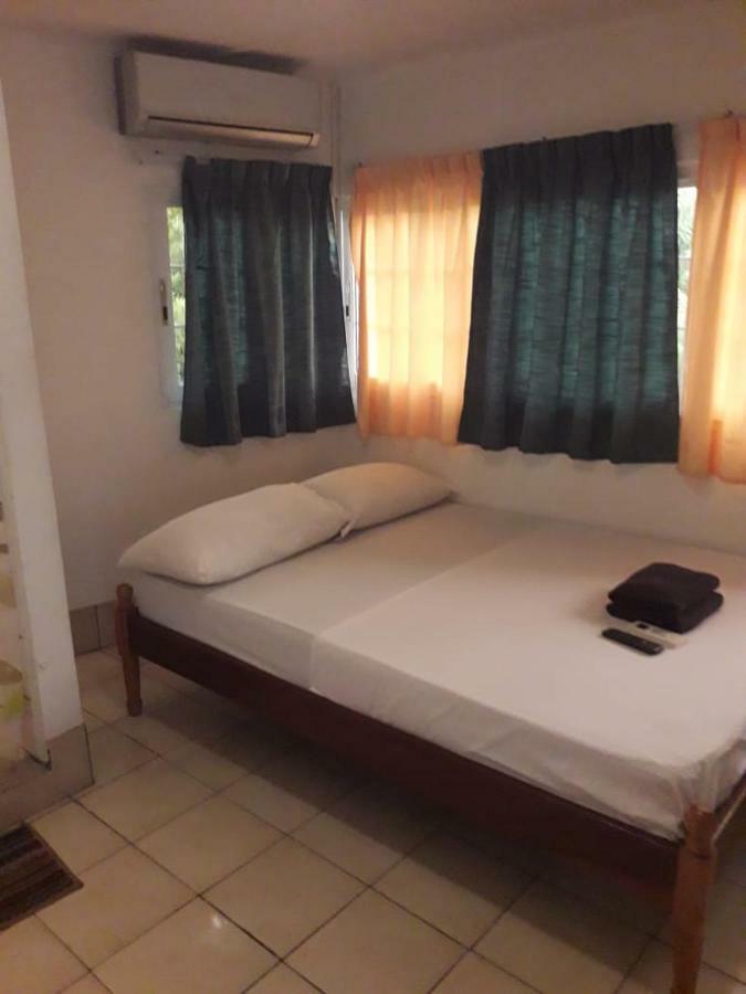 Zin Resort Paramaribo Luaran gambar